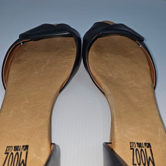 NEW Miz Mooz Kendria Sandal Womens EU 41 Black Leather Ankle Strap Open Toe Flat - Picture 10 of 13